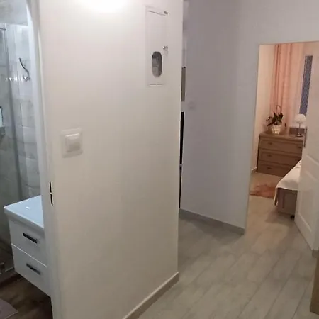 Ferienwohnung Magdalenka Legnica Exterior foto
